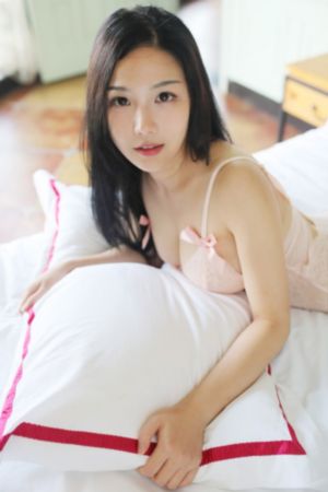 不纽扣的女孩
