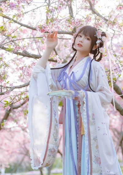 老周儿媳妇秦兰