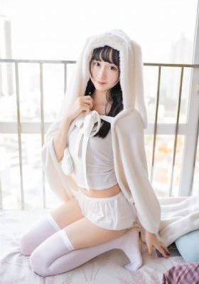 逼逼